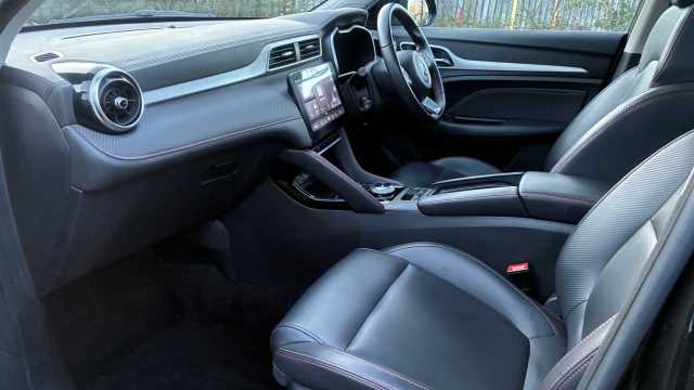 2022 MG Motor UK ZS Trophy Ev