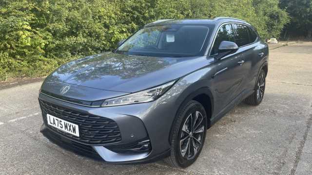 2025 MG Motor UK HS 1.5 Trophy Hev Auto